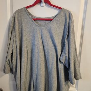 3/4 sleeve t-shirt